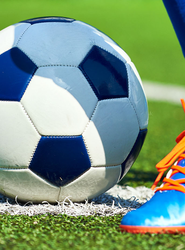 T&eacute;cnico Deportivo Superior de F&uacute;tbol + CAFYD en Madrid