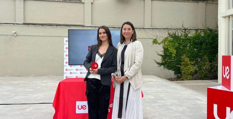 ALUMNA SOLIDARIA