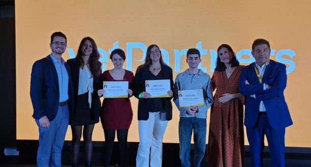 ALUMNO VETERINARIAS_ CABACERA MINI.jpg