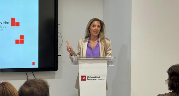 APERTURA UEC_CABACERA MINI.jpg