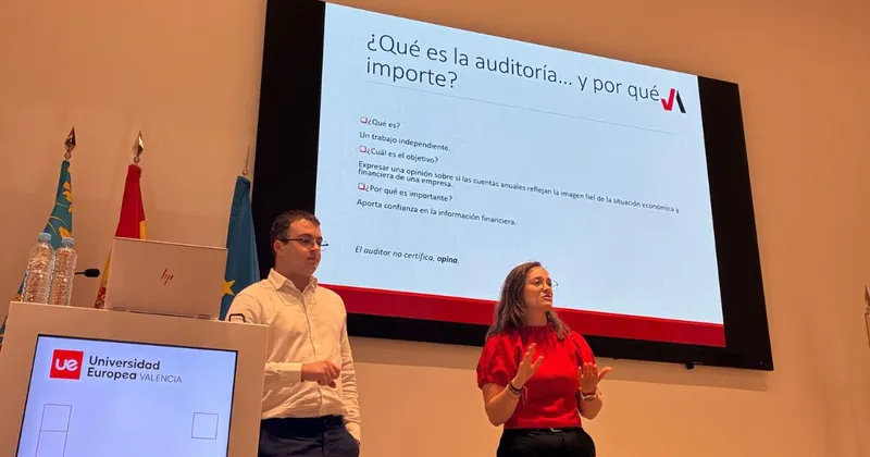 AUDITORES