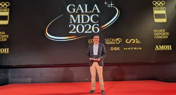 Alejandro Lucía rrss
