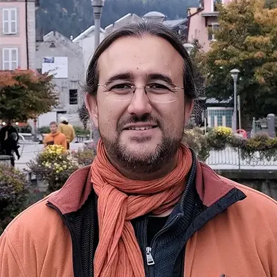 Alejandro Ramon Ballesta - Profesor