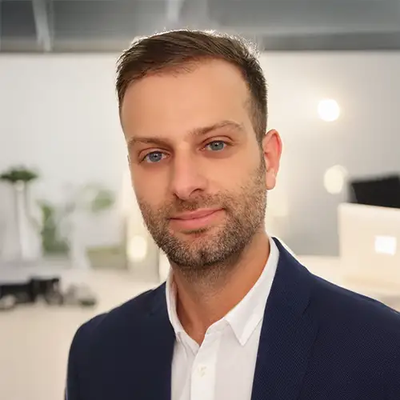 Ariam Martín Lebrón - Profesor