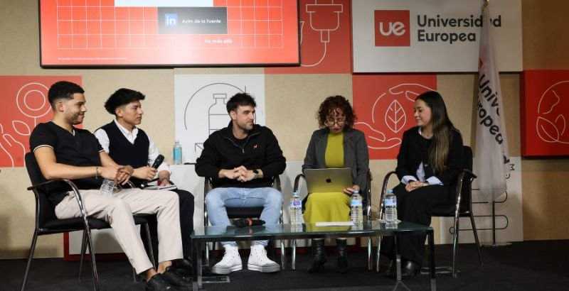 CERTAMEN EMPRENDER EN POSITIVO MESA REDONDA CABECERA_ GENERAL 4.jpg