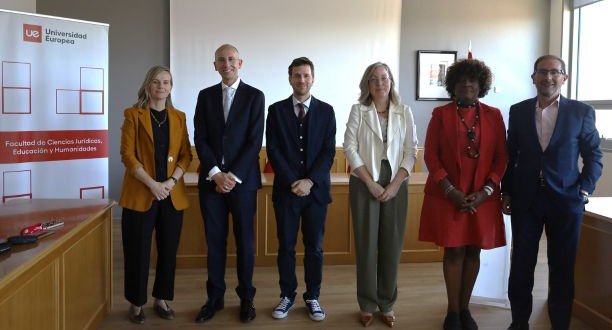 CLAUSURA CLÍNICA JURÍDICA_MINI