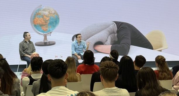 CLAUSURA DESIGN WEEK CABACERA_MINI