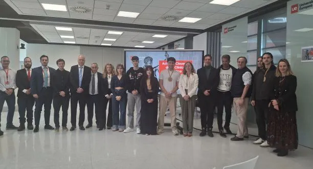 CLAUSURA JURÍDICA CABECERA_MINI.jpg
