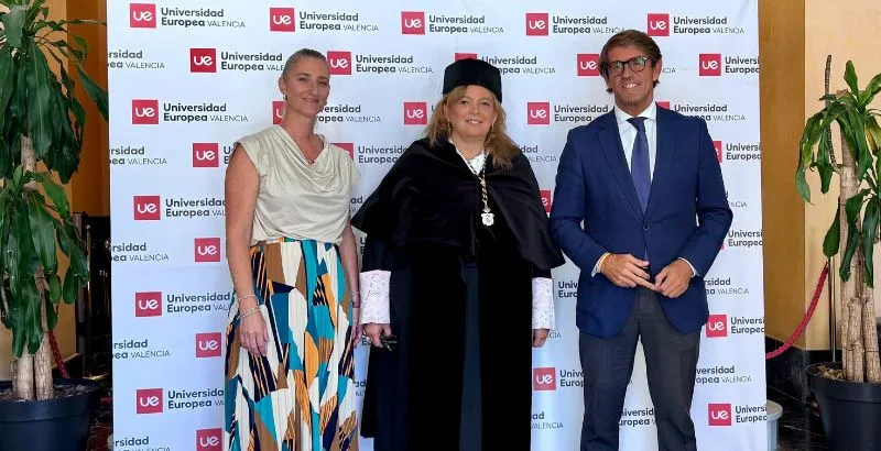 CONCEJALA Y DIPUTADO