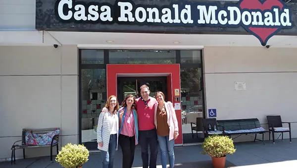 Carrusel_Escuela con Pacientes_3-600x339 3.jpg