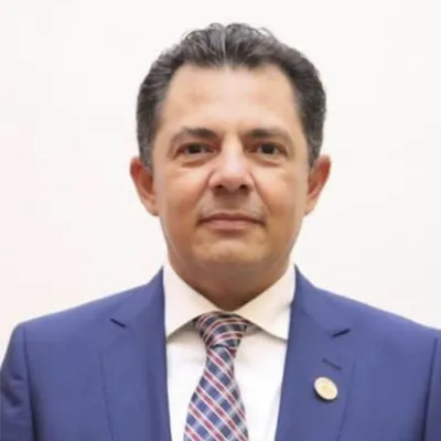 Cesar Villegas - Profesor