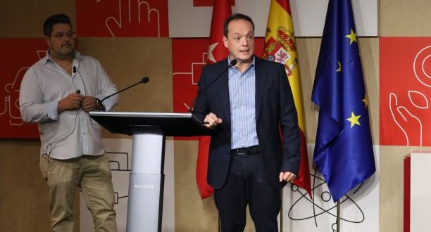 DIGITAL BUSINESS CABACERA_MINI