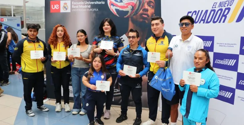 ECUADOR CABECERA_ GENERAL 2