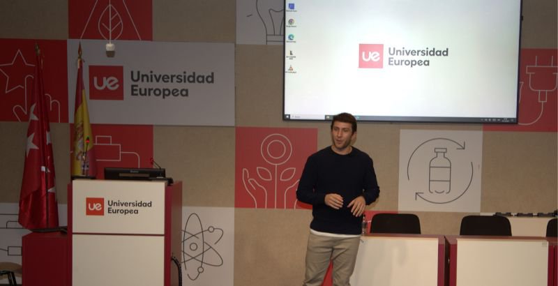 ENTRENADORES CABECERA_ GENERAL 2.jpg