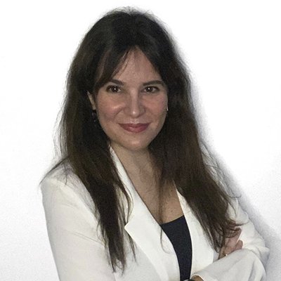 Elena Davara - Profesor