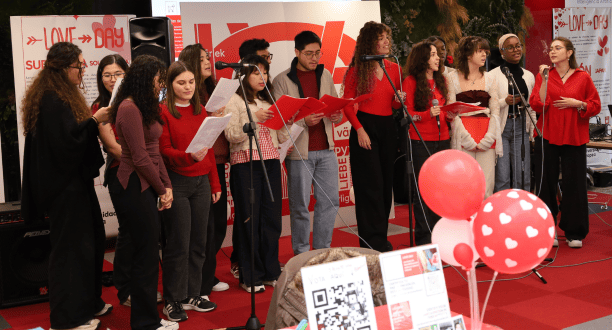 Erasmus rrss (2)
