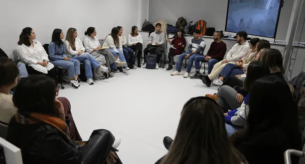 Estudiantes (43).png