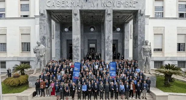 Estudiantes (45).png