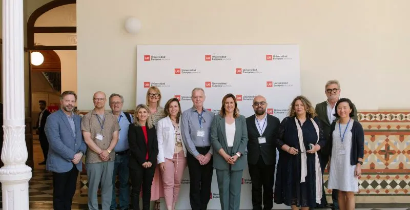 FOTO CABECERA FAMILIA ALCALDESA.jpg