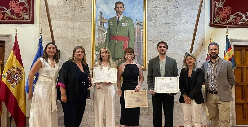 FOTO CABECERA FAMILIA PORTADA.jpg