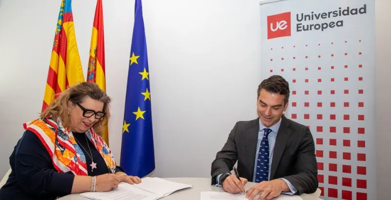 FOTO FIRMA CABECERA_ GENERAL 2.jpg