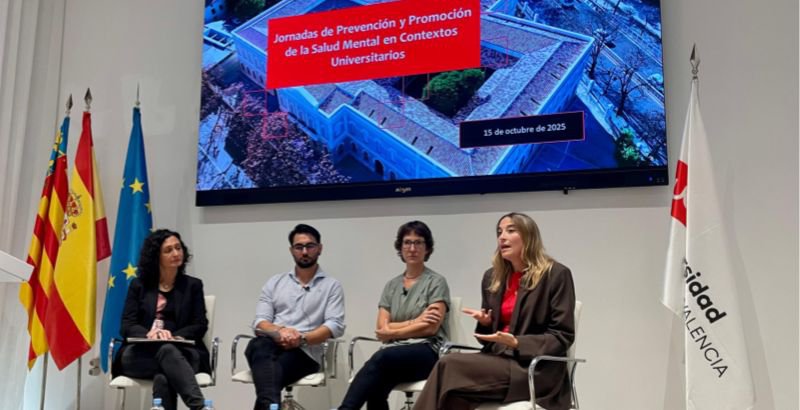 FOTO MESA REDONDA.jpg