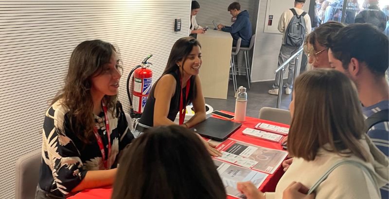 FOTO STAND VIVEROS.jpg