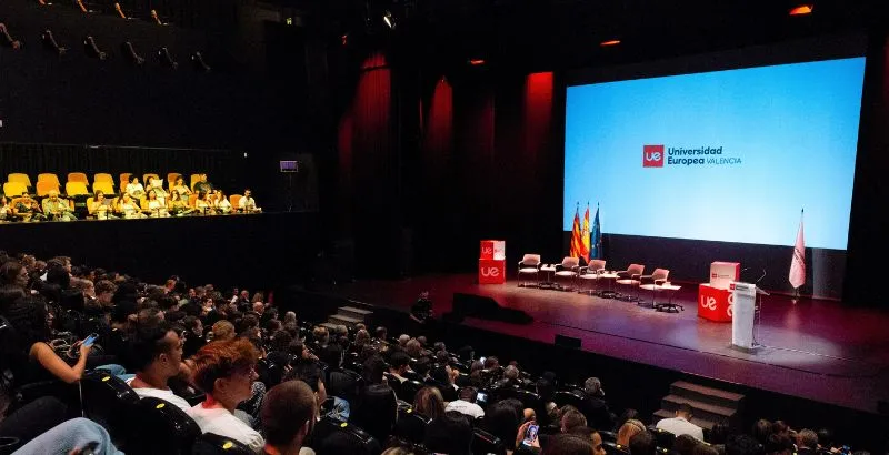 FOTO VALENCIA SECUNDARIA_ GENERAL.jpg