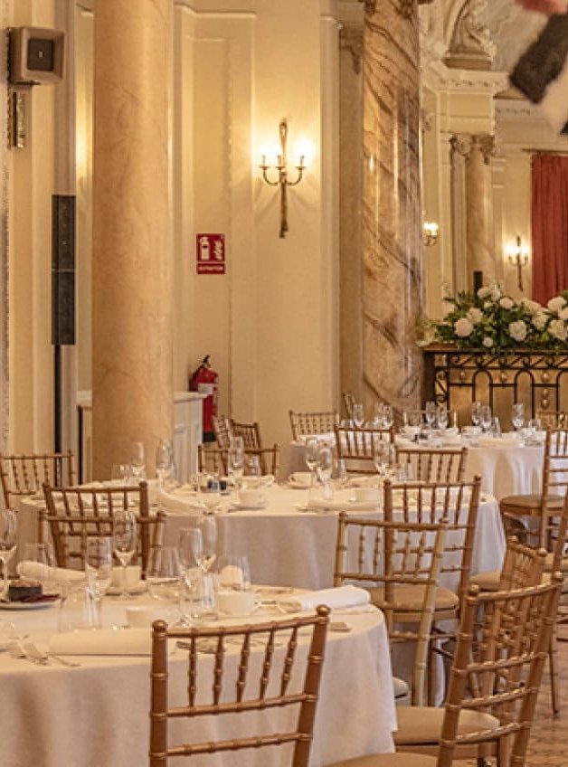 Bachelor's Degree in Fashion Management and Communication