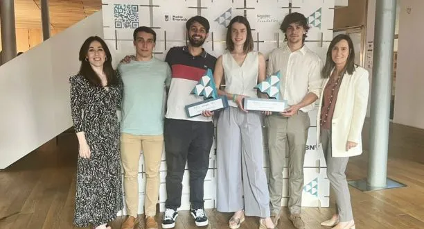 GANADORES EMPRENDIMIENTO CABACERA_MINI.jpg
