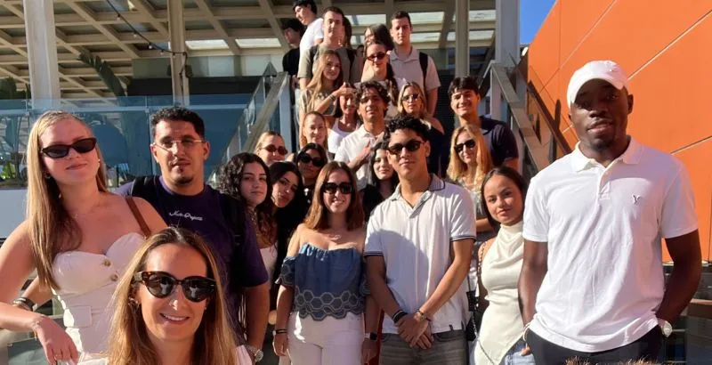 GRUPO