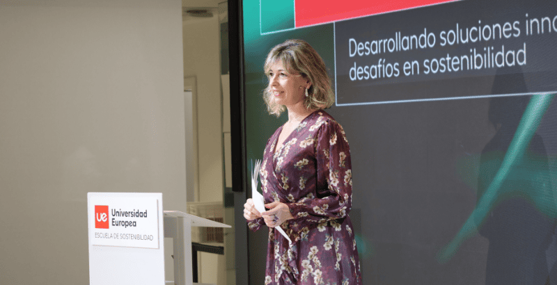 Helena reto anual de sostenibilidad Portada.png