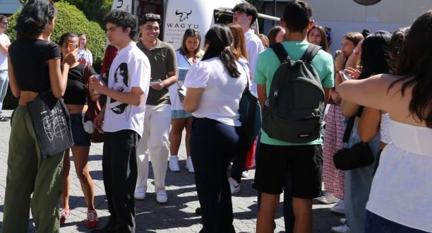 INTERNACIONAL CABACERA_MINI.jpg