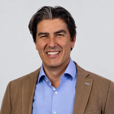 Javier Gómez Burzaco - profesor
