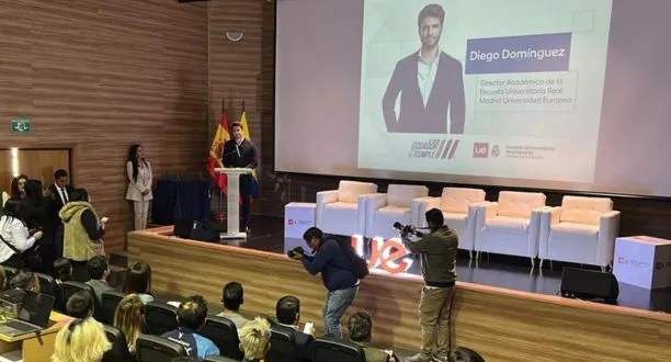 LATAM CABACERA_MINI.jpg