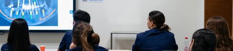 Máster Universitario en Prótesis, Implantoprótesis y Estética Dental