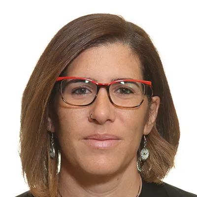 Laura-Feijoo-Lopez-profesor.jpg
