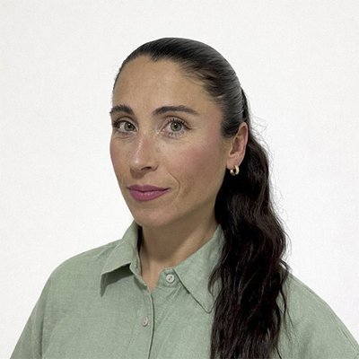 Laura Gil Caselles - Profesor