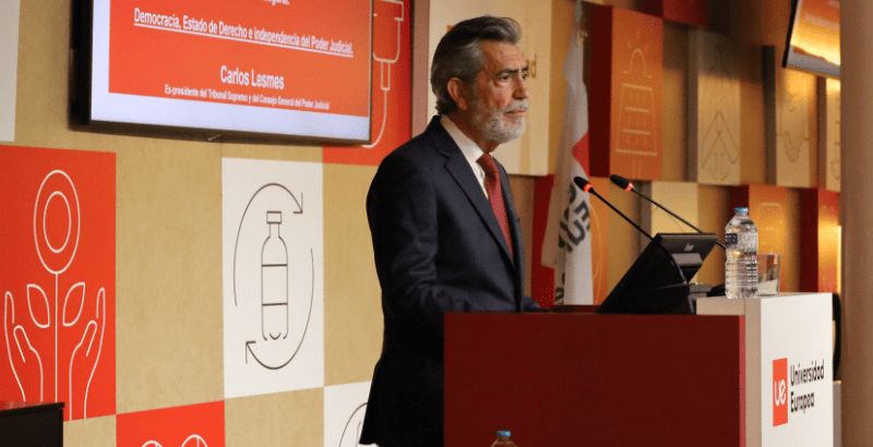 Legal Week portada (2).png