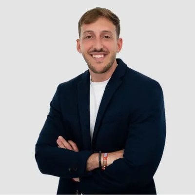 Lucas Aguilera Bono Profesor