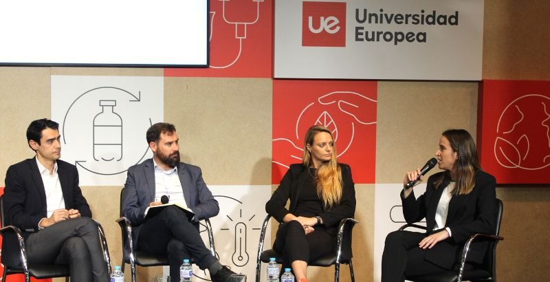 MESA REDONDA DEPORTE FEMENINO_ GENERAL 4.jpg