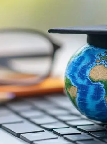 Grado en Relaciones Internacionales
