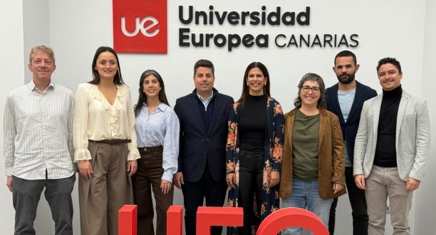 UEC NOTIWEB CABACERA_MINI