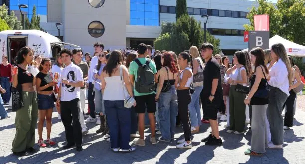 WELCOME DAY CABECERA_MINI.jpg