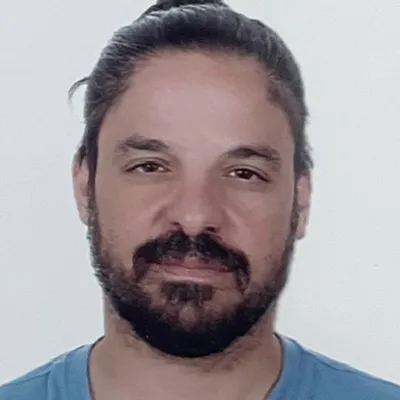 Alejandro Cama Benito