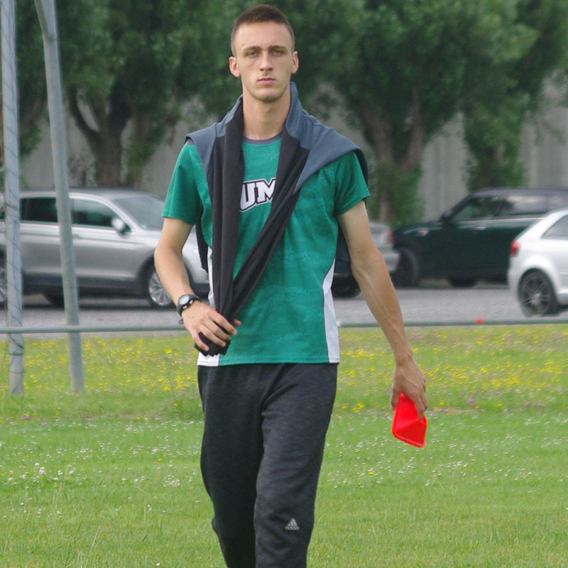 Adri&aacute;n Mazo