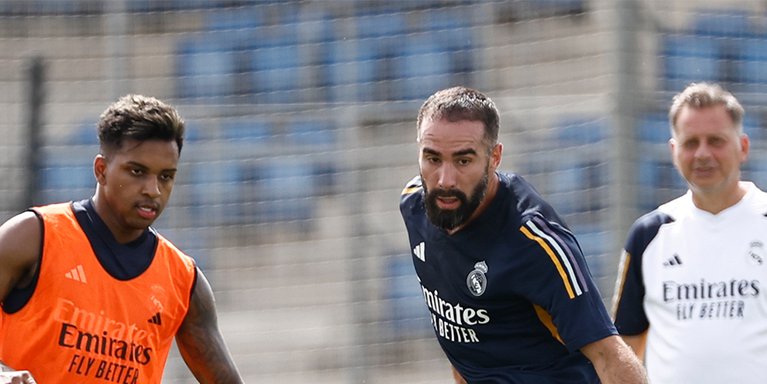 Real madrid training store vest