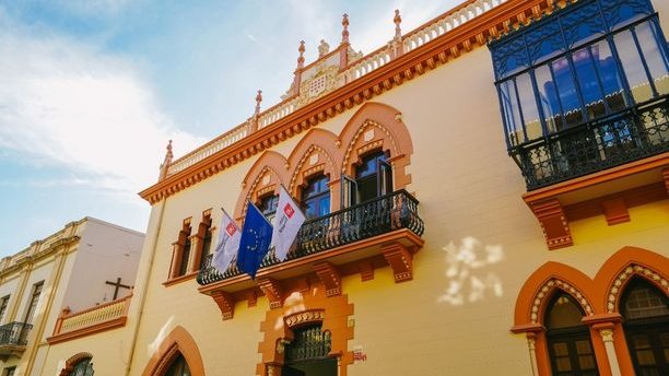 La Universidad Europea de Canarias logra la certificación positiva de calidad de Aneca