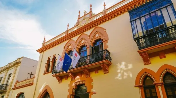 La Universidad Europea de Canarias logra la certificación positiva de calidad de Aneca