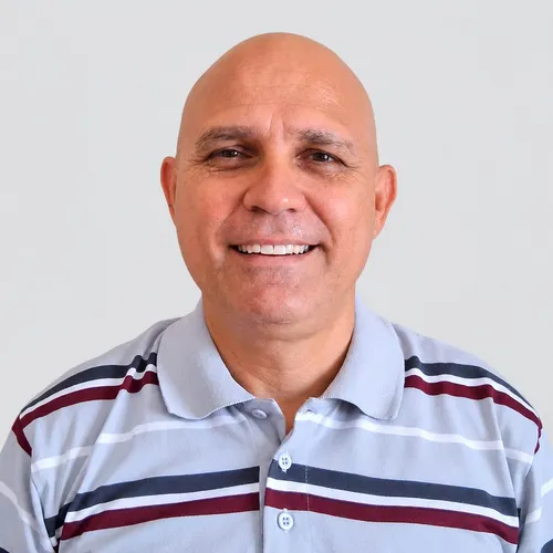 Carlos Alberto Serra Jiménez - Profesor